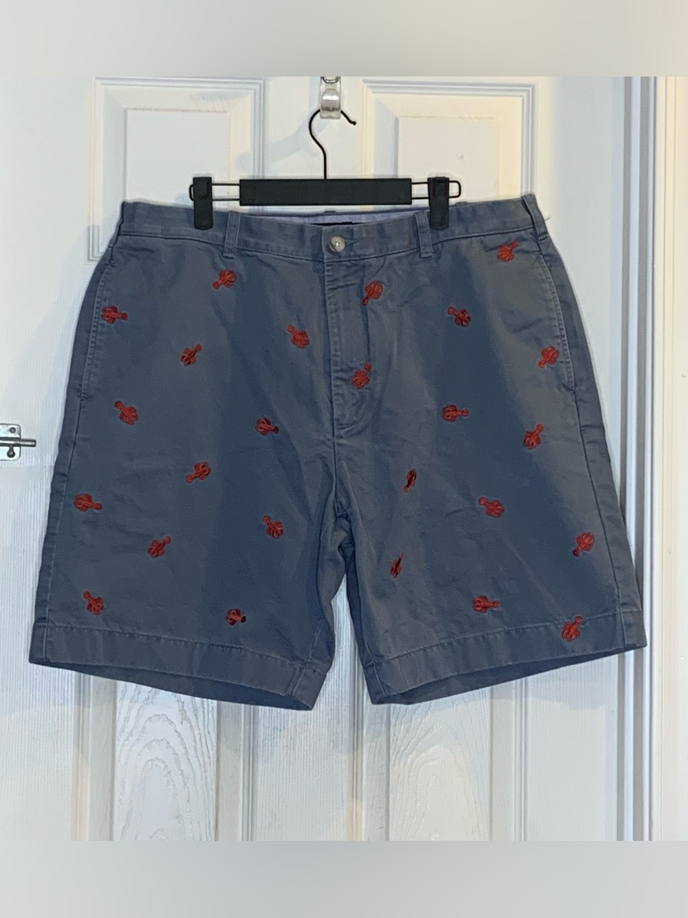 J Crew Lobster Shorts Size 38 Gray and Red